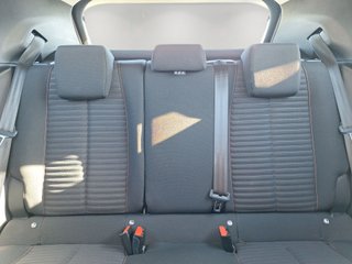 Peugeot 2008 Active BlueHDI 81kW (110CV)