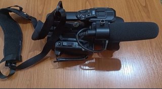 Videocámara 4K JVC GY-HM170e+mi