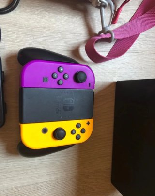 Nintendo Switch Azul/Rojo + Juegos+Mandos extra