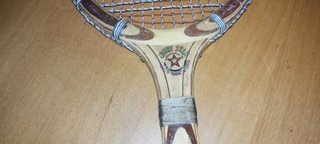 Raqueta Vintage Madera "Court Star" + Funda