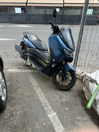 Yamaha NMAX Azul 2024