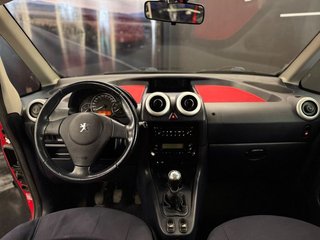 Peugeot 1007 1.4 HDi Dolce (2006)