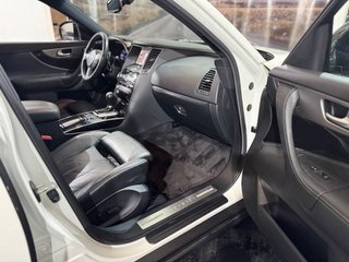 Infiniti QX70 3.0D V6 S PREMIUM AWD AUTO (2014)