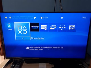 PS4 Slim 500GB + 2 controller - Non legge i dischi.