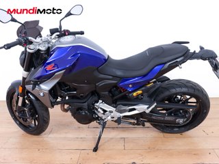 BMW F 900 R