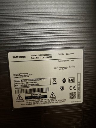Samsung TV 32 LED