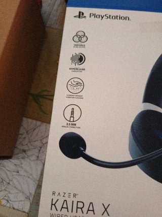 Auriculares Razer Kaira X para PS4/5 (para repar)