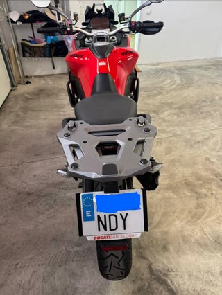 Ducati Multistrada V2S 2025