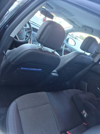 Opel Astra 2011