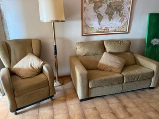 Conjunto salón clásico: sofá y sillón
