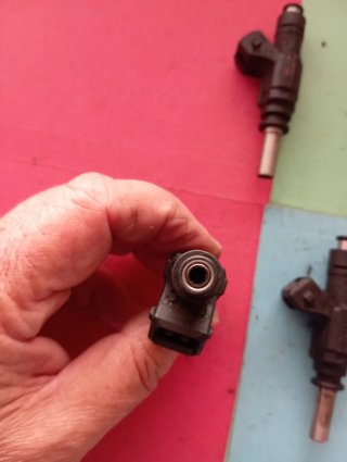 Inyector Combustible VAG 06A906031S
