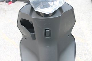 ZEEHO AE6+ Scooter Eléctrica 2 Baterías Nueva