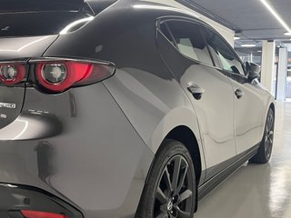 Mazda 3 2.0 E-SKYACTIV 150cv HOMURA