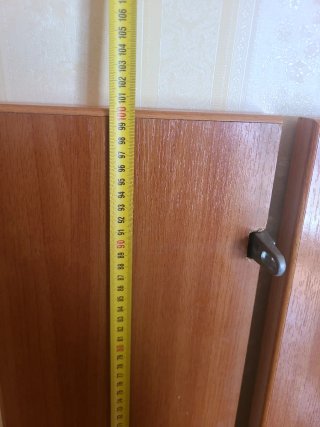 Estanterías de madera (4 unidades)