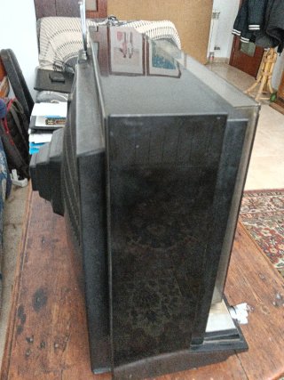 Televisor Antiguo Negro/Plateado