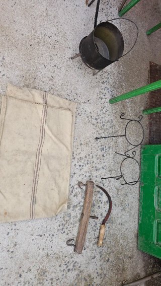 Lote de artículos antiguos