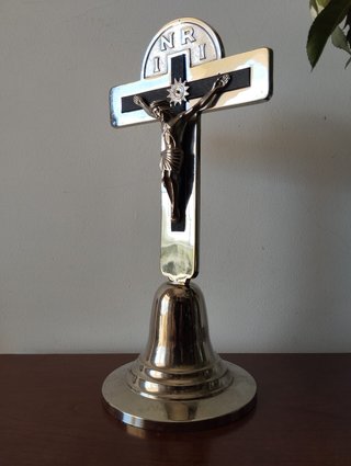 Crucifixo Art Deco de Mesa em Metal Vintage