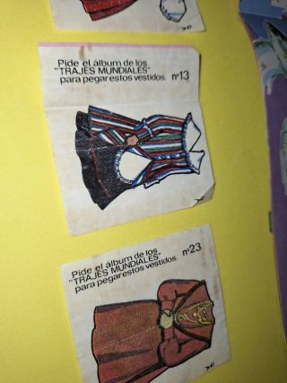 Chicle Niña Fleer Álbum Trajes Mundiales