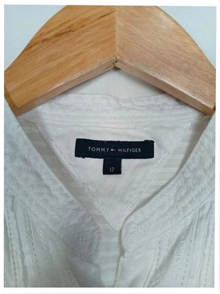 camisa blanca Tommy Hilfiger talla L o 12