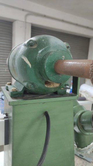 Esmeriladora Pulidora industrial trifásica 1 CV