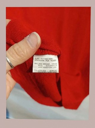Jersey rojo con decoración de cuentas en el cuello Max & Co. talla M