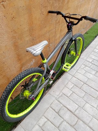 Bici BMX 24"