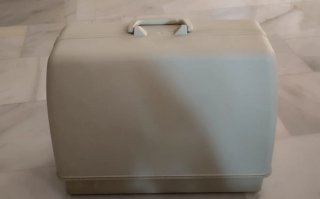 Máquina Coser Alfa Electronic 3940y caja transpor