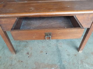 Mesita brocanter pino con cajón