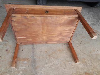 Mesita brocanter pino con cajón