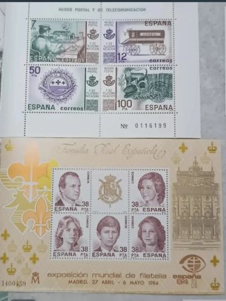 Lote 12 Hojas y Hojitas. Sellos de España.