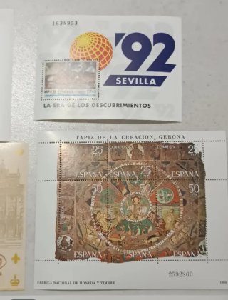 Lote 12 Hojas y Hojitas. Sellos de España.