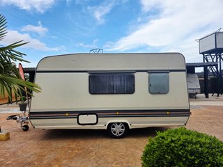 BURSTNER CLUB 420 TM - Toldo