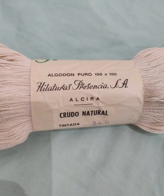 Perlé n.8 - 24 madejas crudo natural