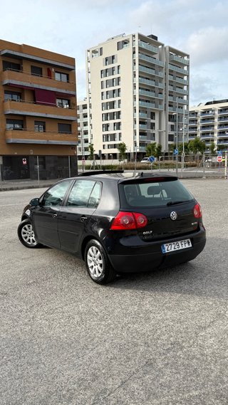 Volkswagen Golf Automático 1.6 Gasolina