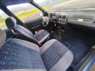 Peugeot 205 1997
