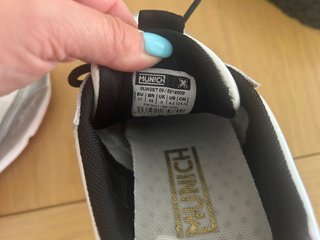 Zapatillas Mujer Munich Blancas y Rojas