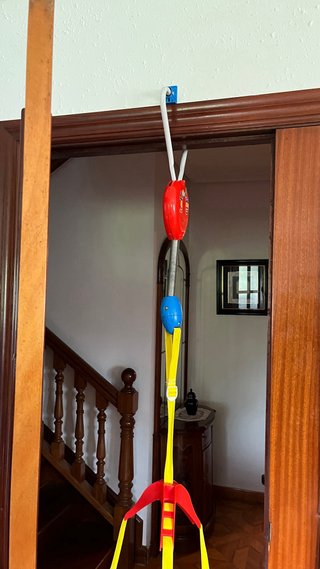 Columpio para bebé azul con asiento estampado