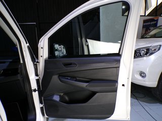 Volkswagen Caddy Maxy PHEV 115cv DSG6 2025