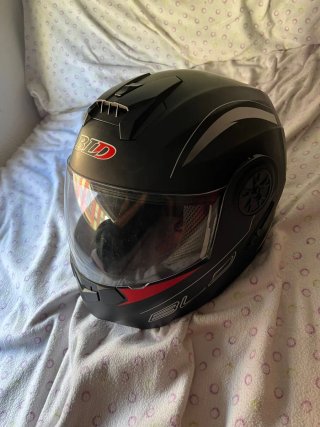 Casco de moto homologado