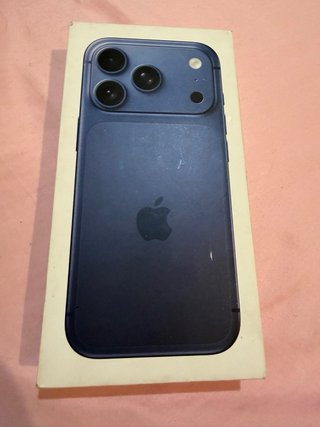 iPhone 17 Pro Azul Marino