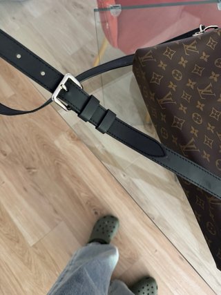 Louis Vuitton Porte Documents Maletín