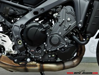 YAMAHA MT-09 -A2-