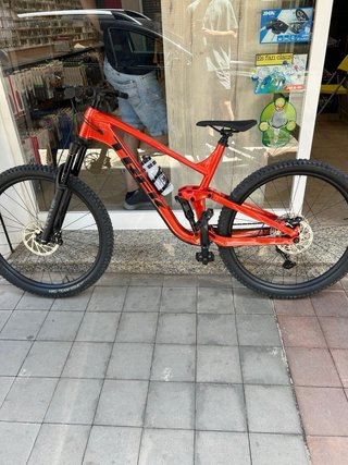 Bicicleta Trek Slash 7