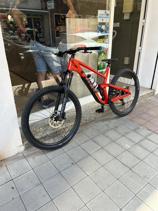 Bicicleta Trek Slash 7