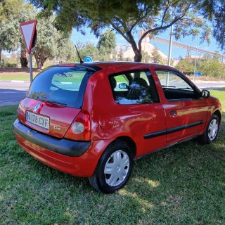 Renault Clio 2004