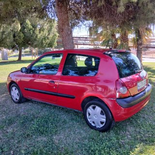 Renault Clio 2004