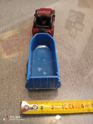Jeep Rojo con Remolque Caballos Miniatura