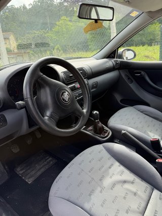 SEAT Leon 2000