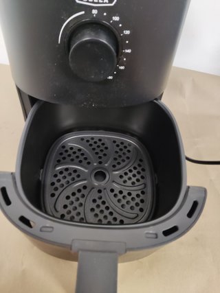 Freidora Aire Bella 2.74L (2.9QT) - Como Nueva