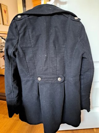 Abrigo Bershka Negro Talla XL